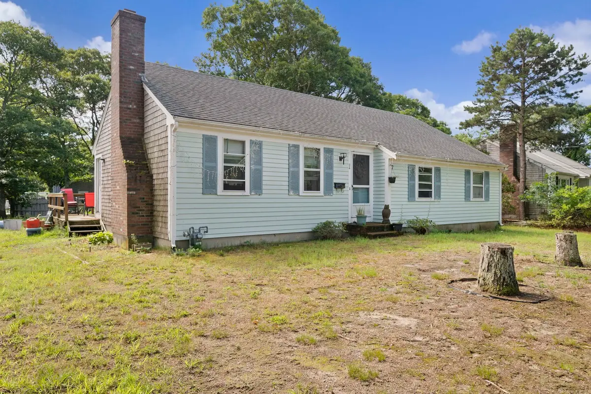 24 S Sea Ave, West Yarmouth, MA 02601 - #1