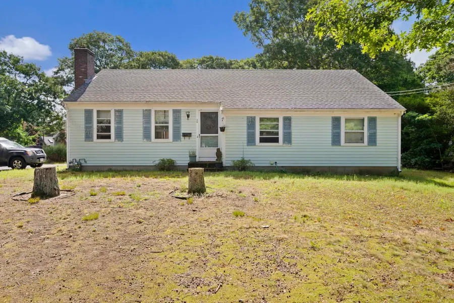 24 S Sea Ave, West Yarmouth, MA 02601 - #2