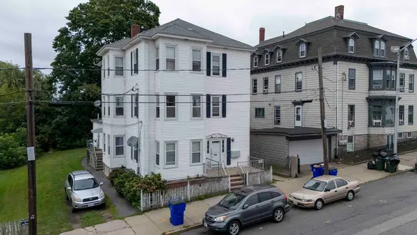 610 Bradford Ave, Fall River, MA 02721