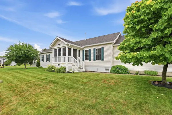 11 Carol Circle, Westfield, MA 01085