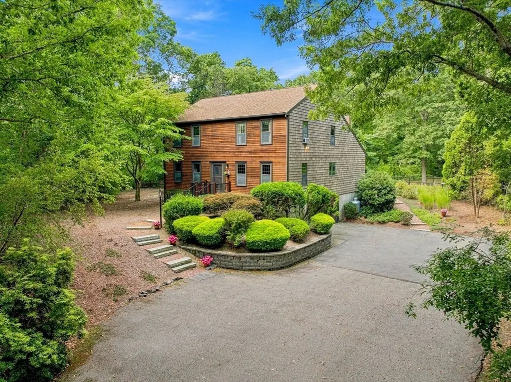 43 E Russell Mills Rd, Plymouth, MA 02360 - #1