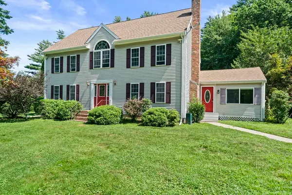 379 West Washington Street, Hanson, MA 02341