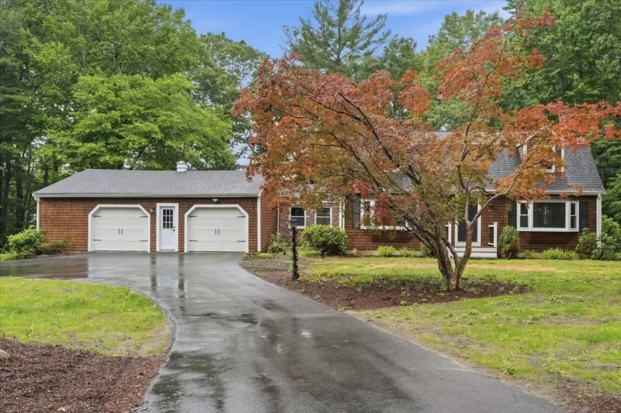 37 Orchard Dr, Pembroke, MA 02359 - #2