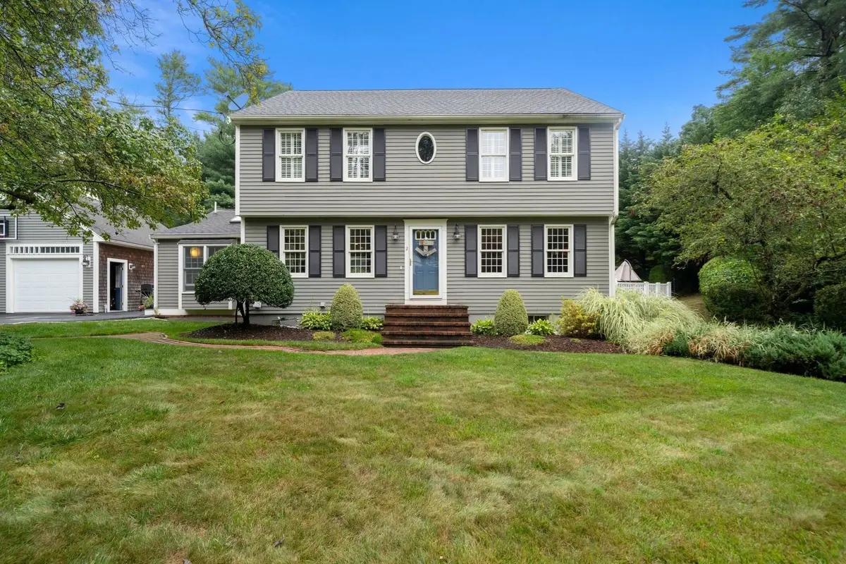 2 Silver Lake Dr, Kingston, MA 02364 - #1