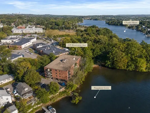 209 Riverview Ave #7, Newton, MA 02466