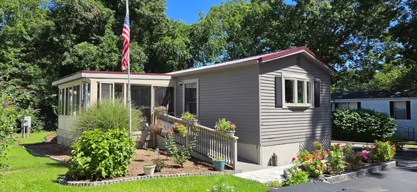 126 Doolittle Lane, Wareham, MA 02576