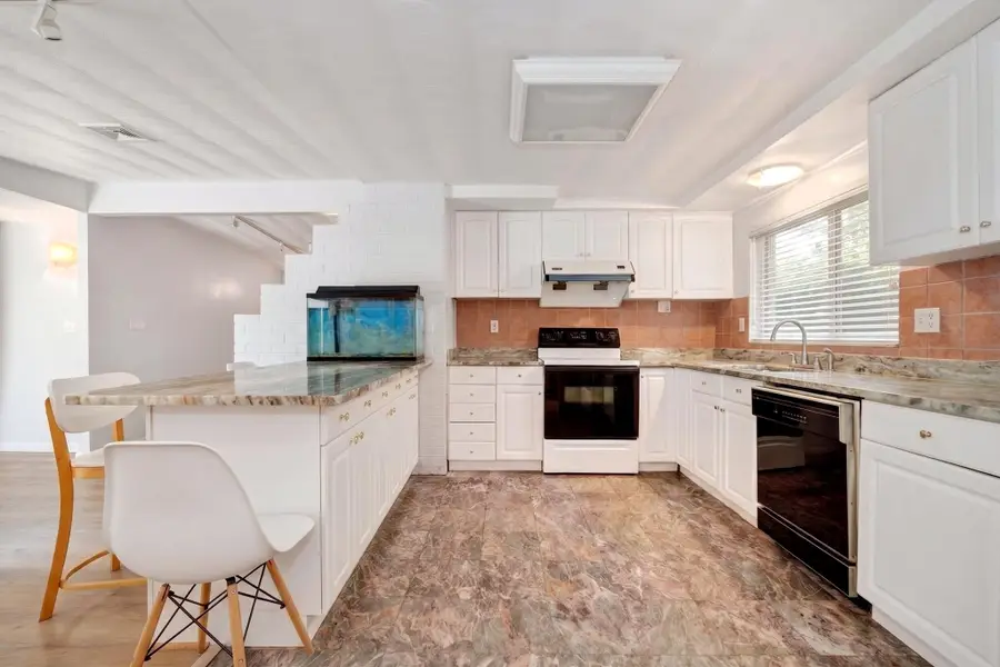 20 Temi Rd, Framingham, MA 01701 - #2