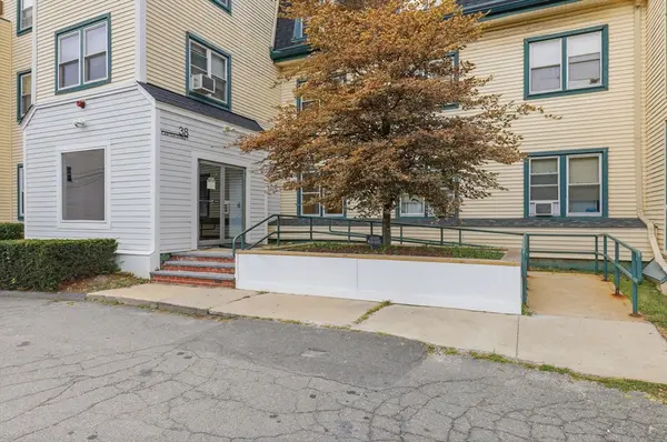 38 Carter St #107, Everett, MA 02149