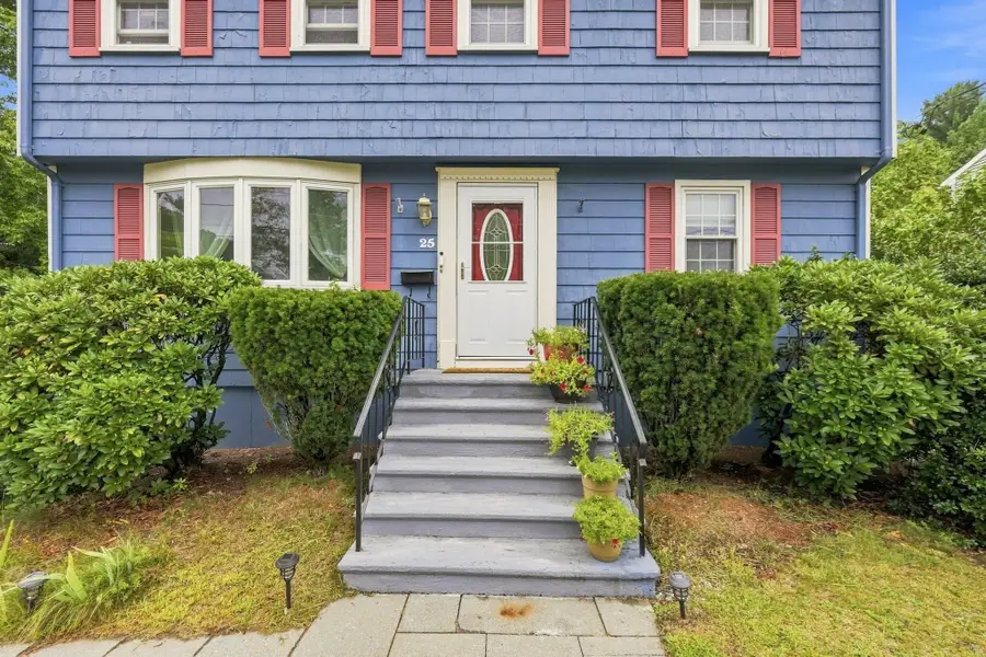 25 Mohawk Path, Bellingham, MA 02019 - #2