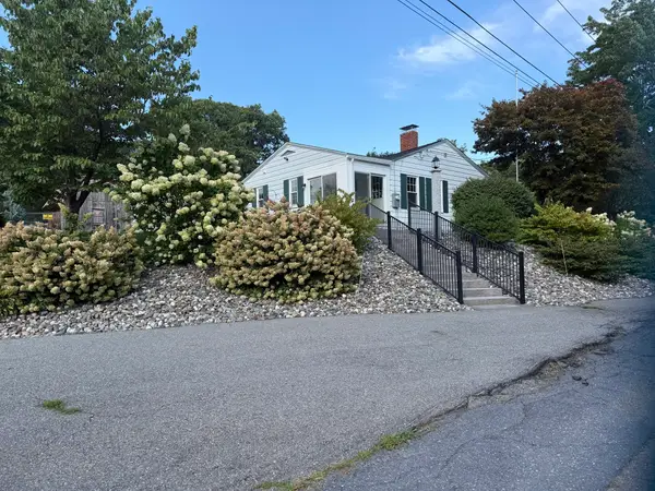 40 Marshall Rd, Fitchburg, MA 01420