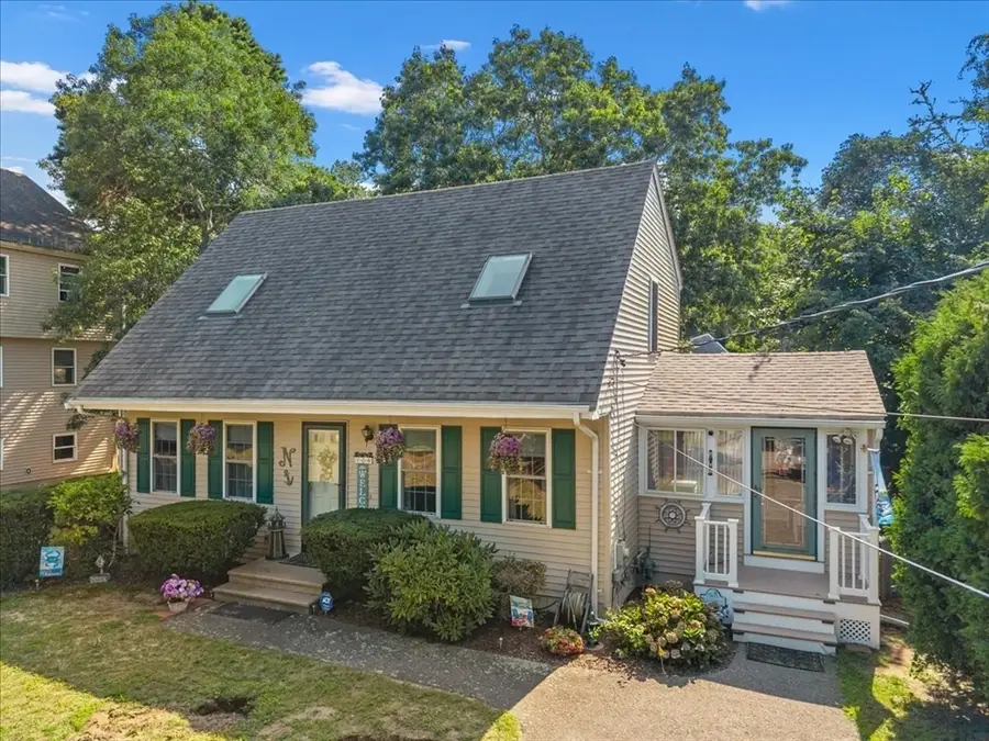 108 Wareham Lake Shore Dr, White Island Shores, MA 02538 - #2