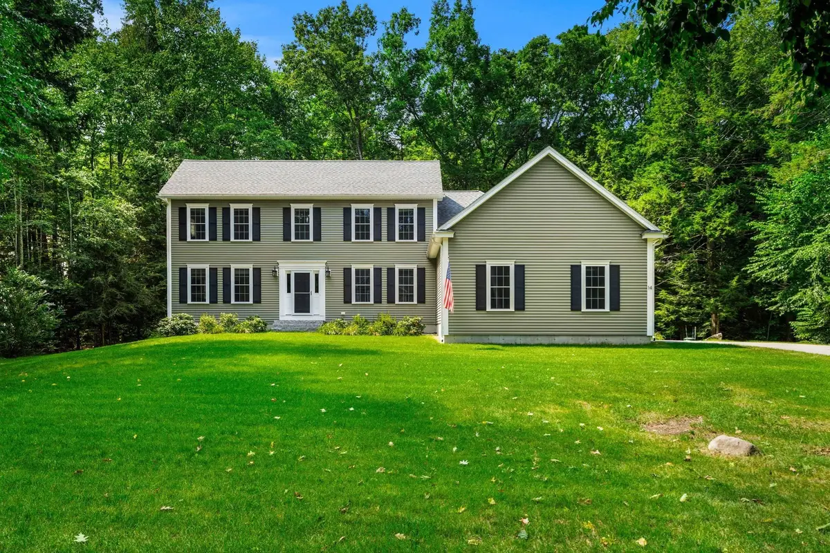 14 Village Rd, Pepperell, MA 01463 - #1