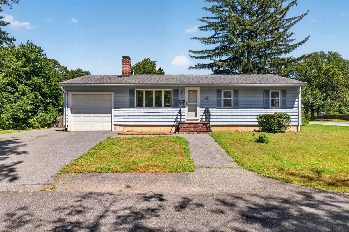1 Vincent St, Middleboro, MA 02346 - #1