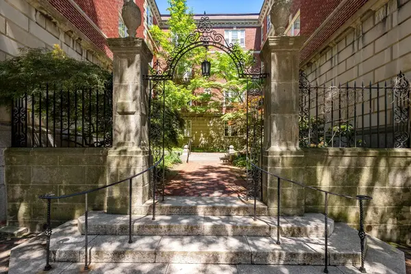 6 Washington Avenue #11, Cambridge, MA 02140