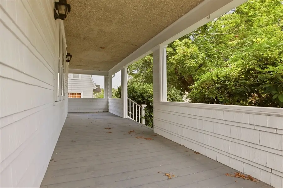 283 Montgomery St, Fall River, MA 02720 - #3