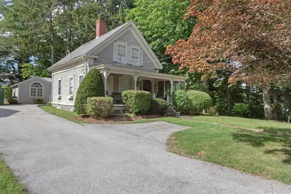 156 Main St, Douglas, MA 01516