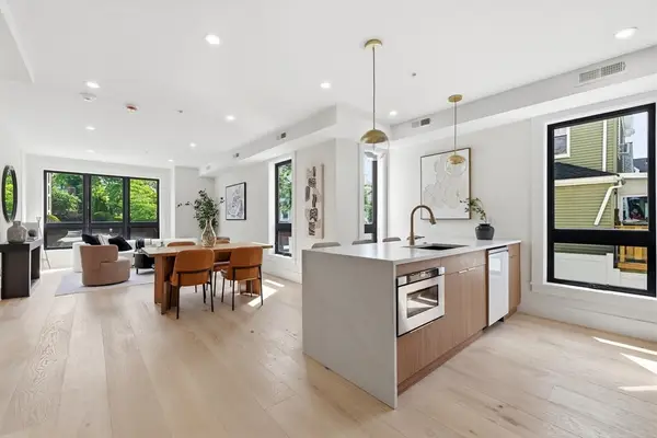 17 Holmes #1, Quincy, MA 02171
