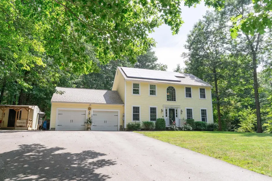 55 S Shore Dr, Sturbridge, MA 01566 - #2