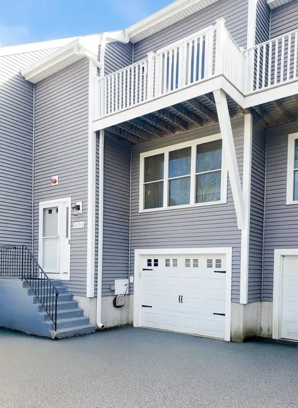 660 Thacher #14-02, Attleboro, MA 02703