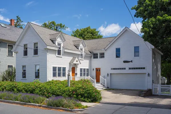 18 Jackson St, Newburyport, MA 01950