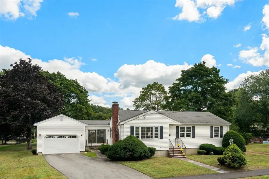 7 Eugley Park West, North Reading, MA 01864 - #2