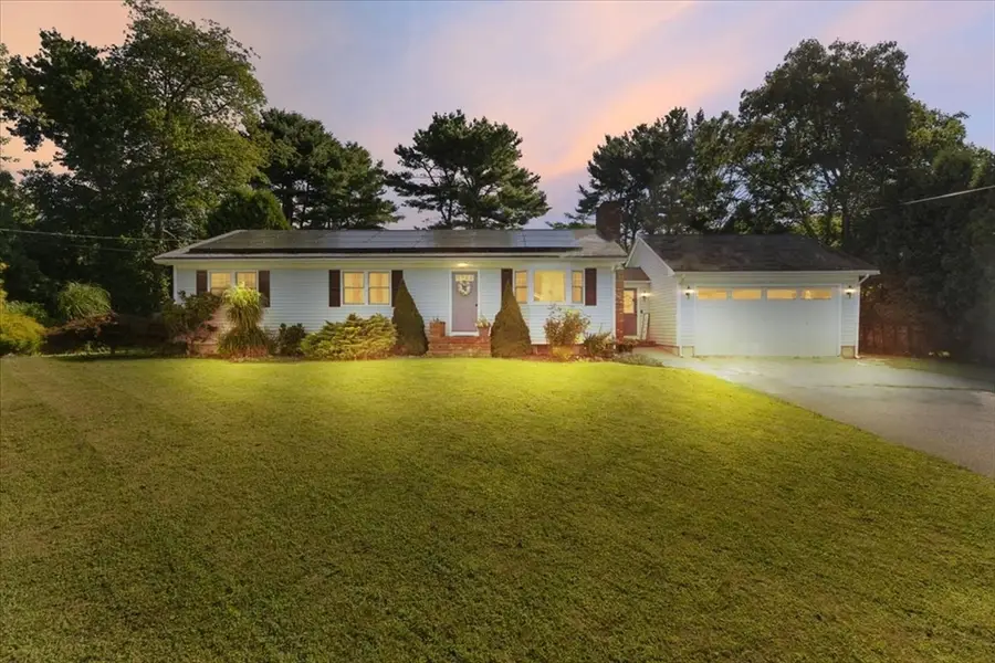 16 Green Meadow Dr, Acushnet, MA 02743 - #2