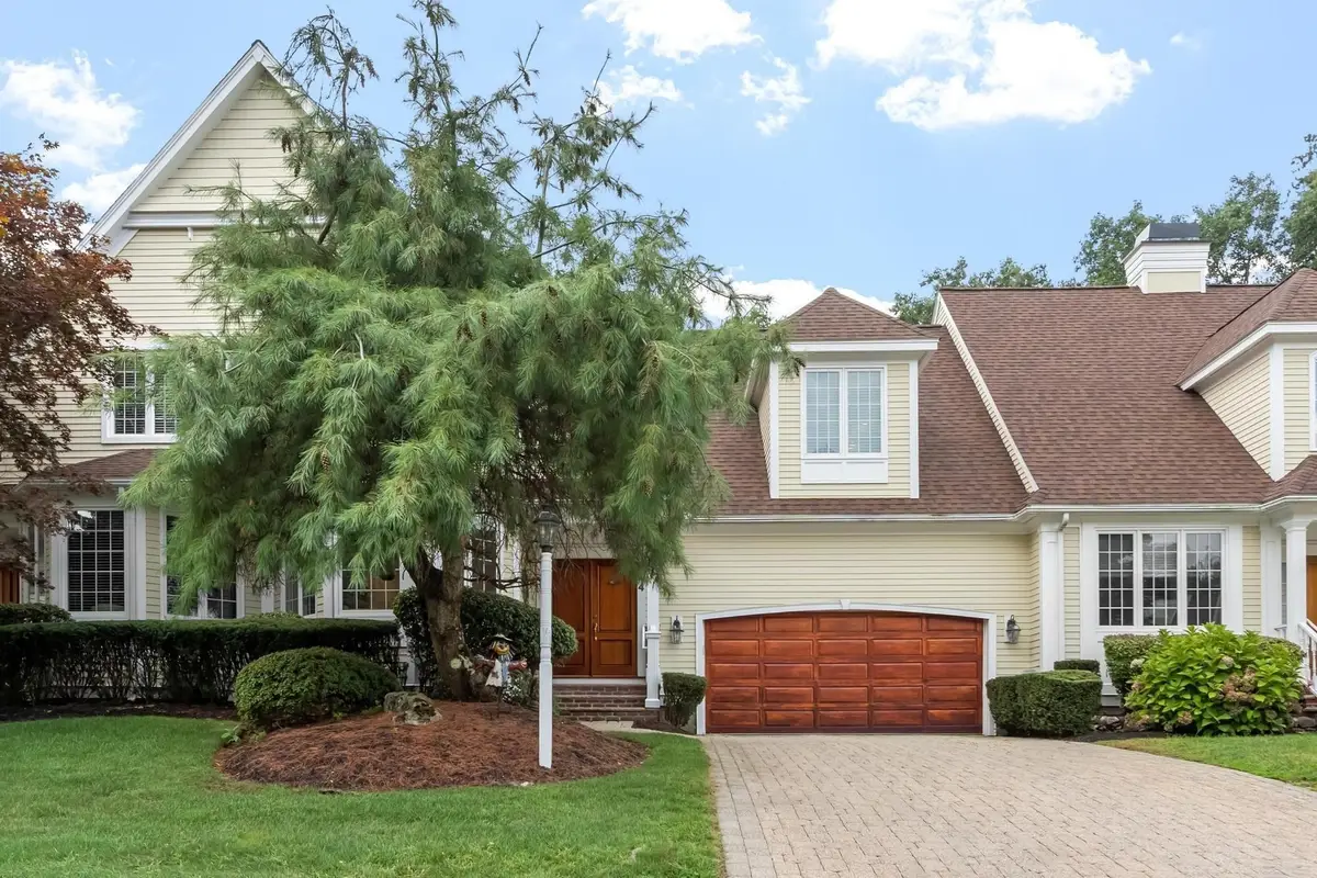 4 Bobby Jones #4, Andover, MA 01810 - #1