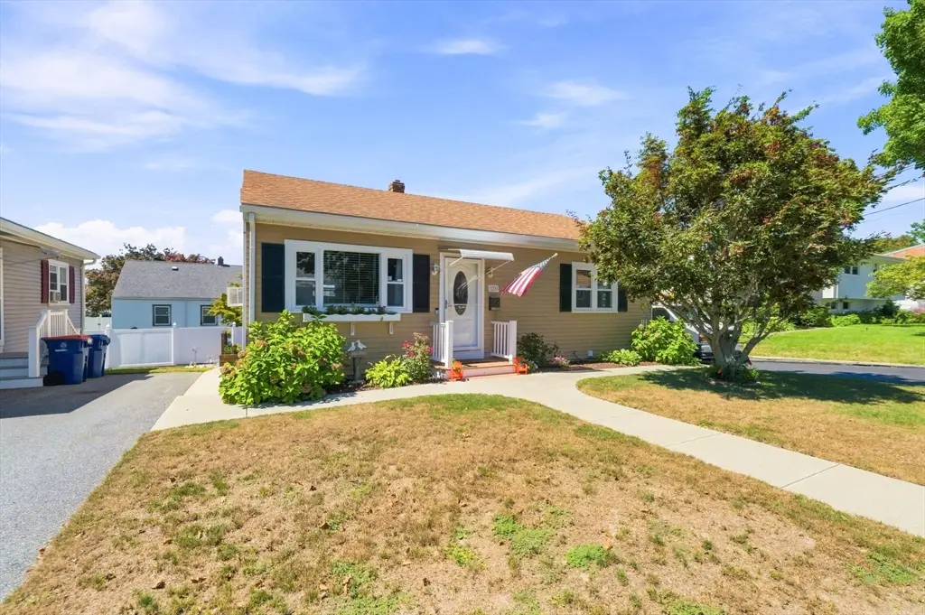 139 Seabury St, New Bedford, MA 02745 - #1