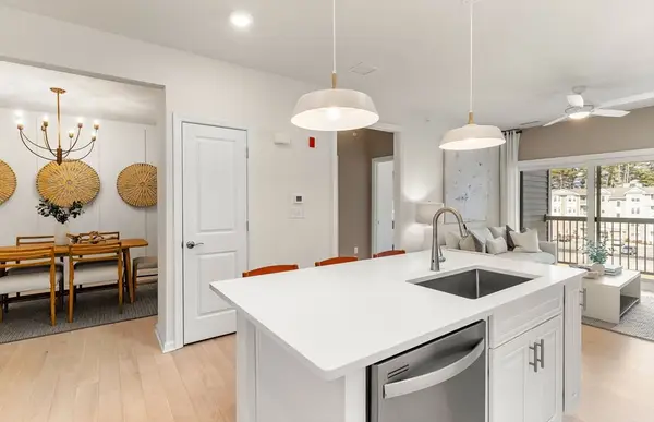 5 Peters Farm Way #410, Westborough, MA 01581