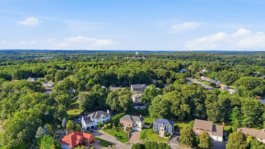 44 Raffaele Drive, Waltham, MA 02452 - #2