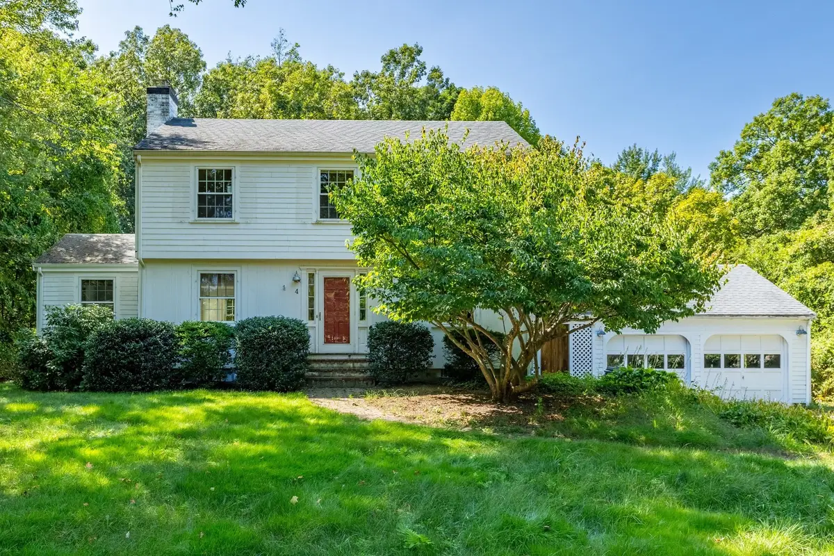 4 Meadowbrook Rd, Dover, MA 02030 - #1
