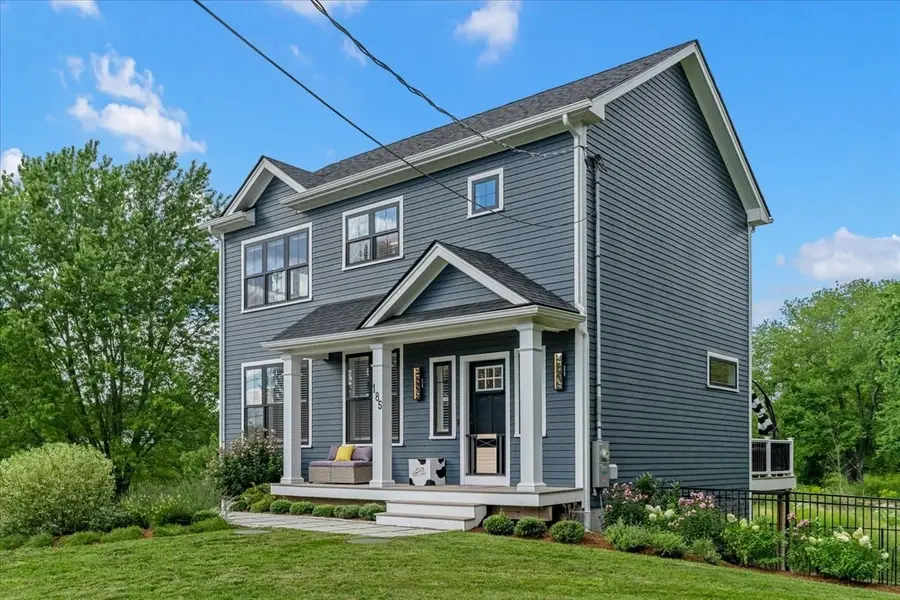 185 Locust St, Swansea, MA 02777 - #3