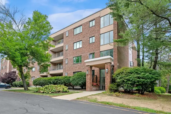 12 Ledgewood Way #16, Peabody, MA 01960