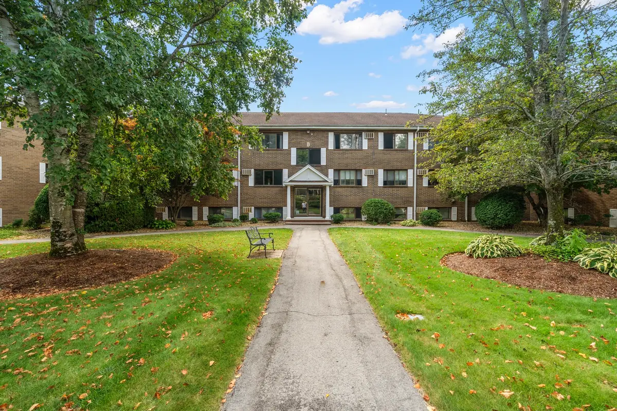 45 Macy St #303B, Amesbury, MA 01913 - #1