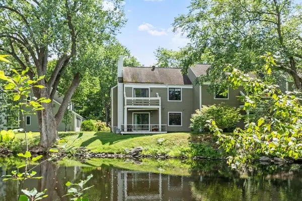 22 Concord Greene #5, Concord, MA 01742