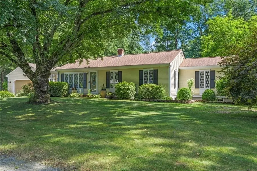 28 Lawrence Rd, Halifax, MA 02338 - #2