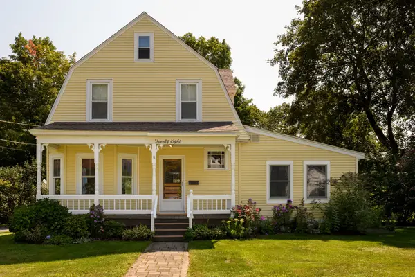 28 Holt Road, Holden, MA 01520