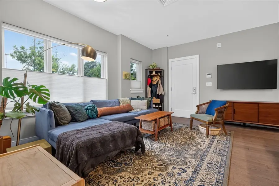 10-12 Taft Hill Park #1, Boston, MA 02131 - #2