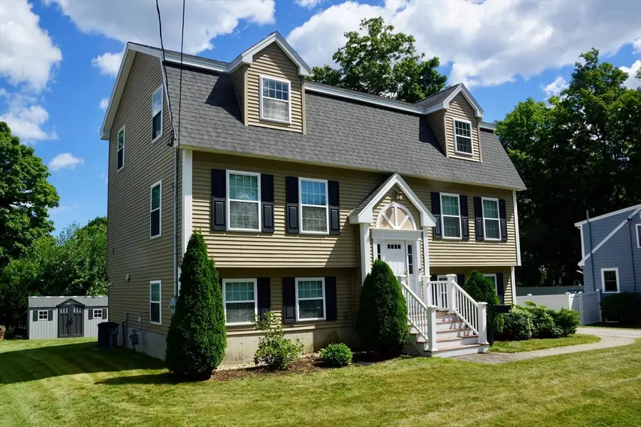 33 Belmont St, Reading, MA 01867 - #3