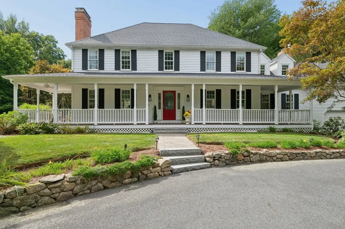 11 Dicarlo Rd, Hopkinton, MA 01748 - #1