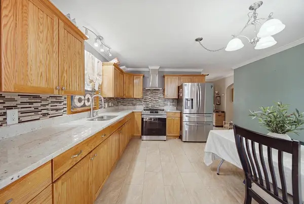 120 Leroy Ave, Lawrence, MA 01841