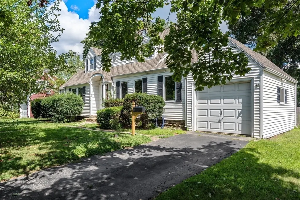 515 Lake Avenue, Worcester, MA 01604 - #1