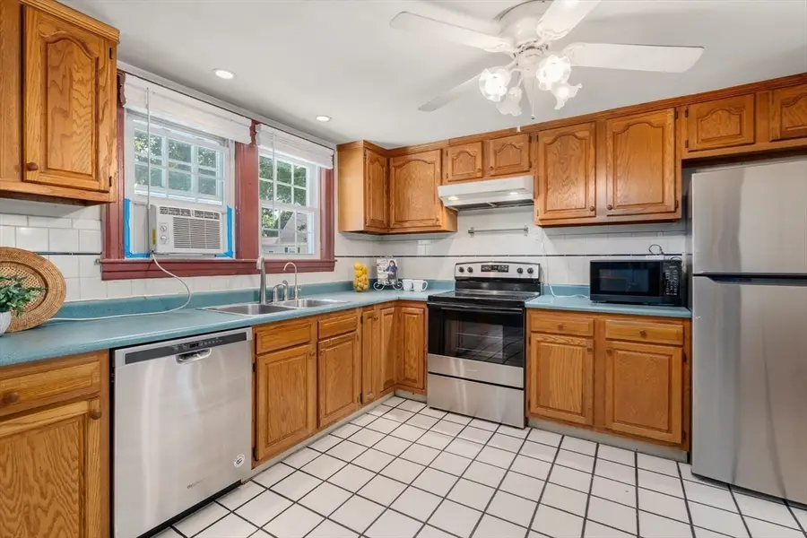 515 Lake Avenue, Worcester, MA 01604 - #2