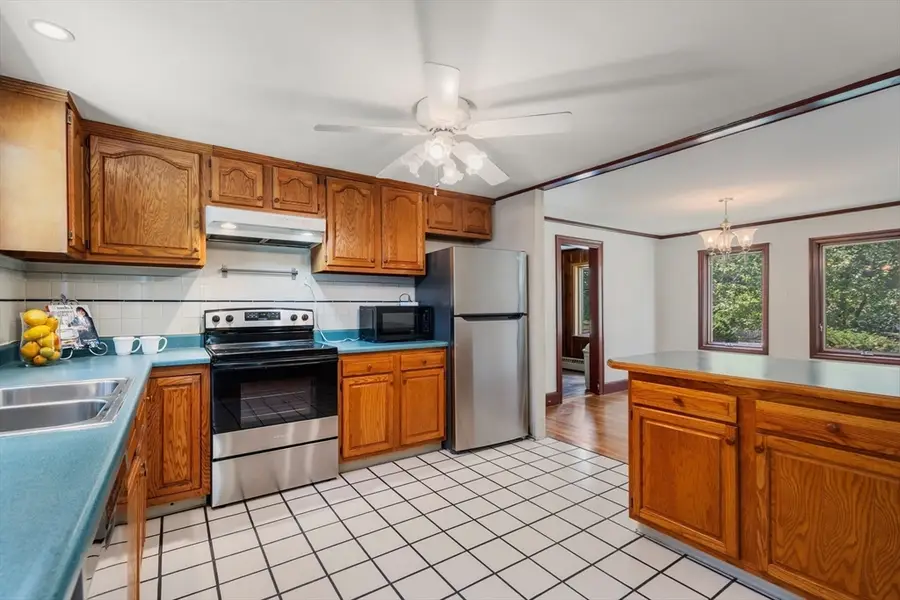 515 Lake Avenue, Worcester, MA 01604 - #3