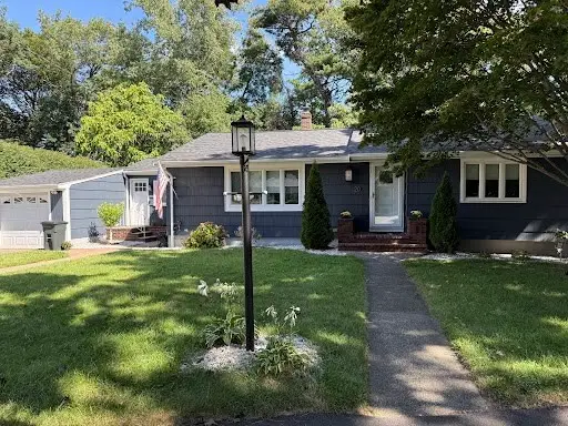 20 Viking Rd, Saugus, MA 01906