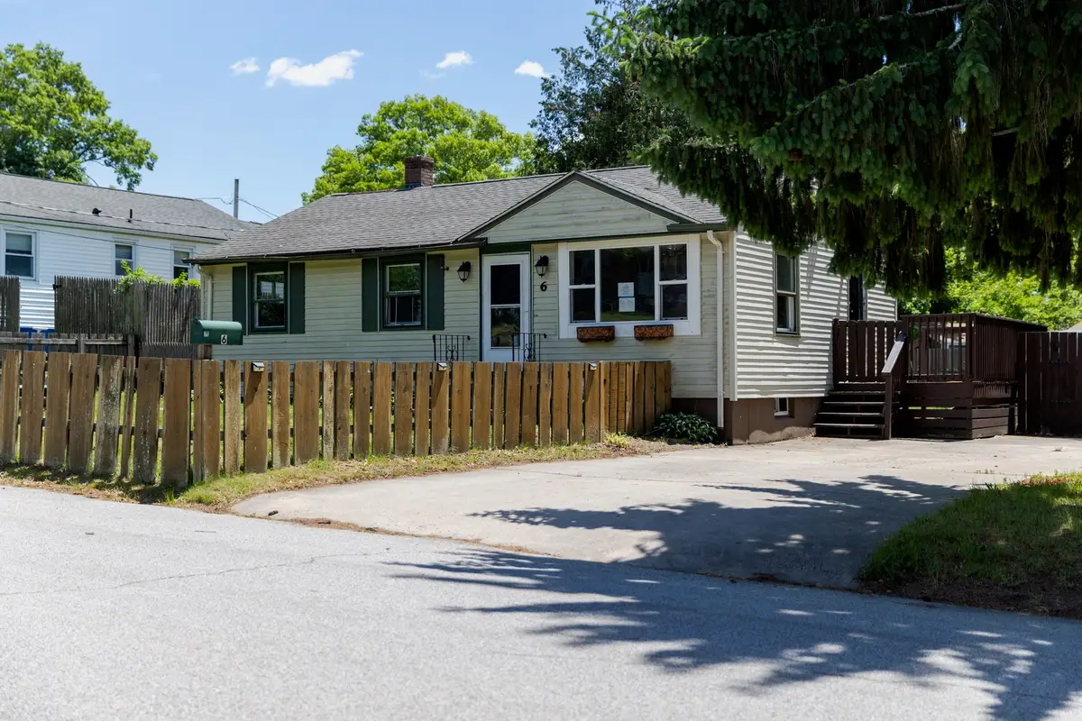 6 Kathy Ave, Coventry, RI 02816 - #1