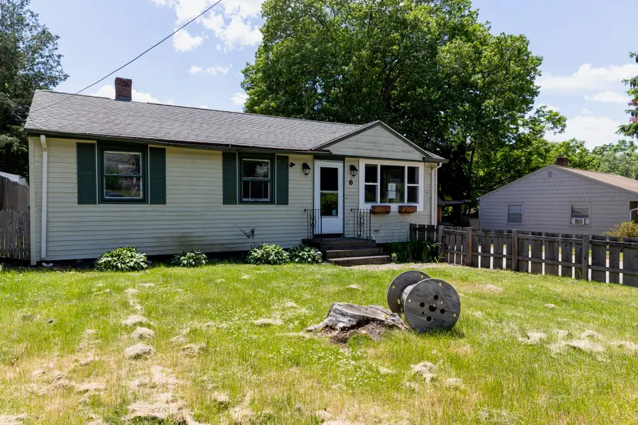 6 Kathy Ave, Coventry, RI 02816 - #3