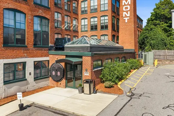160 Fremont St #308, Worcester, MA 01603