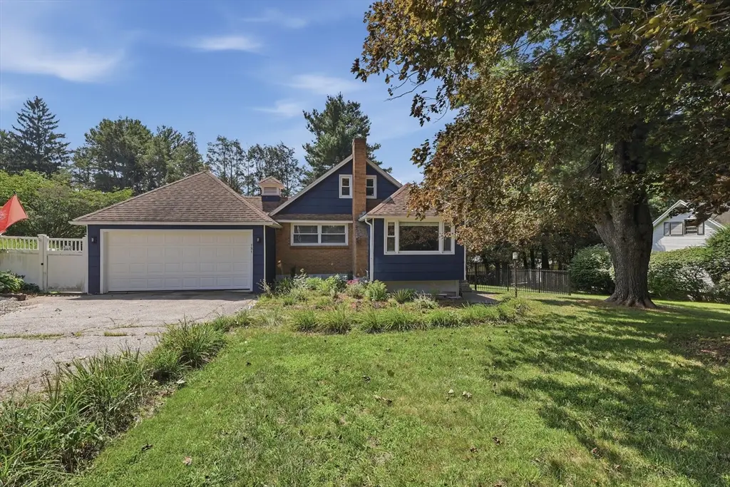 181 Flagg Street, Worcester, MA 01609 - #1