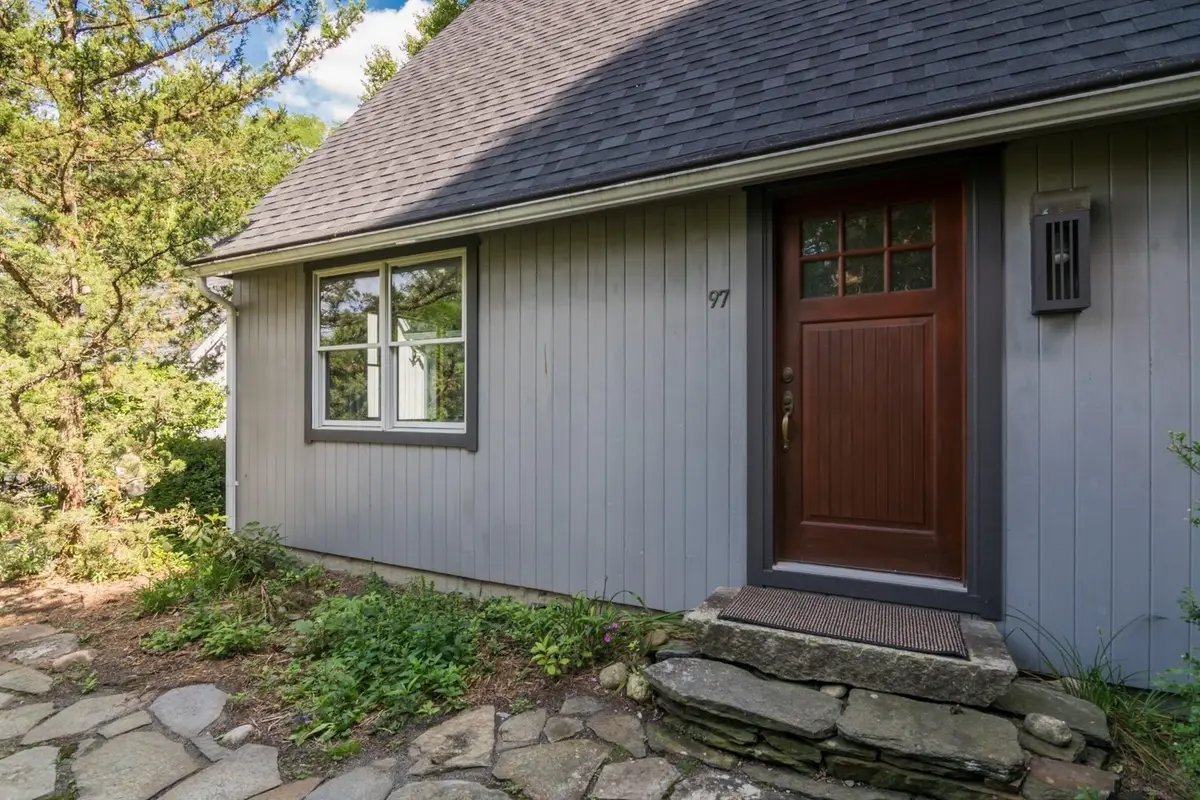 97 Crossbrook Ave, Amherst, MA 01002 - #1
